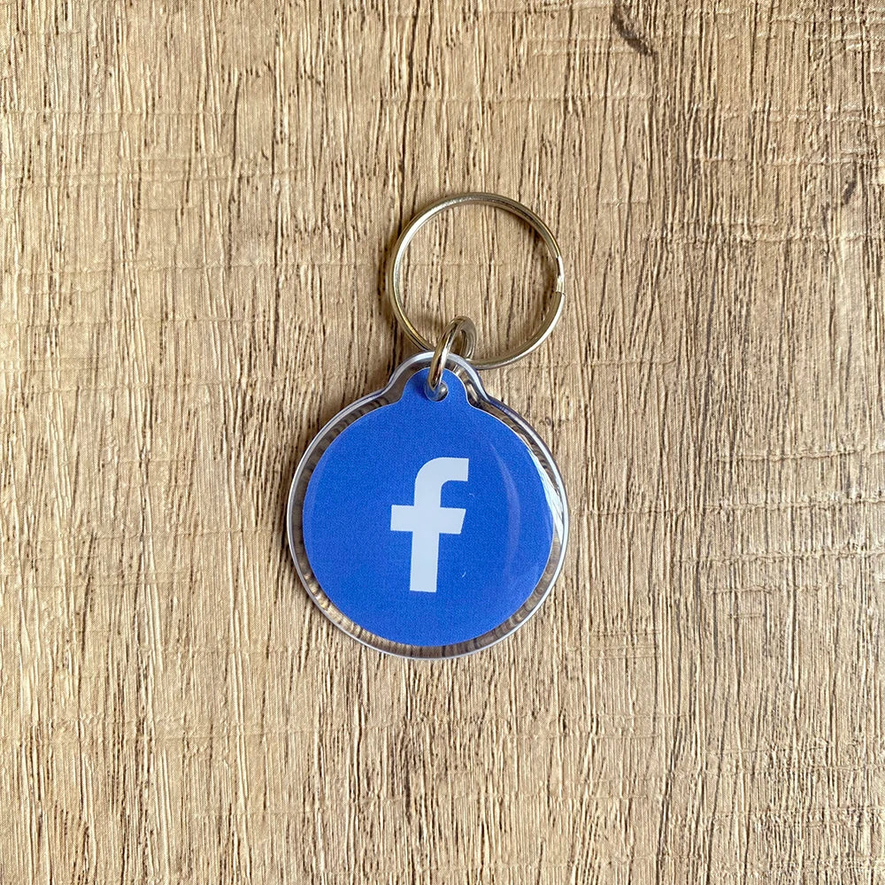 NFC Social Media Schlüsselanhänger – Instagram, WhatsApp & Facebook
