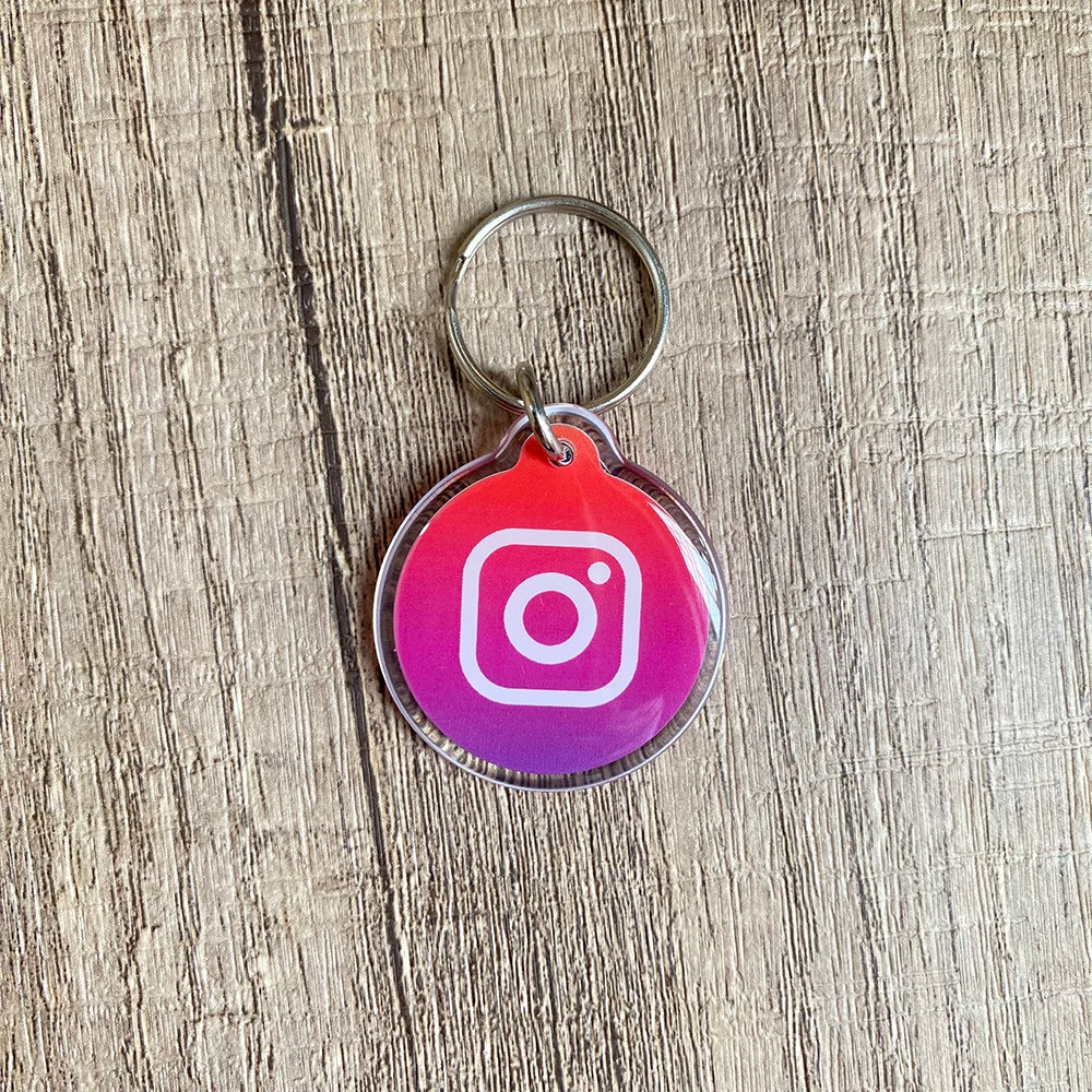 NFC Social Media Schlüsselanhänger – Instagram, WhatsApp & Facebook