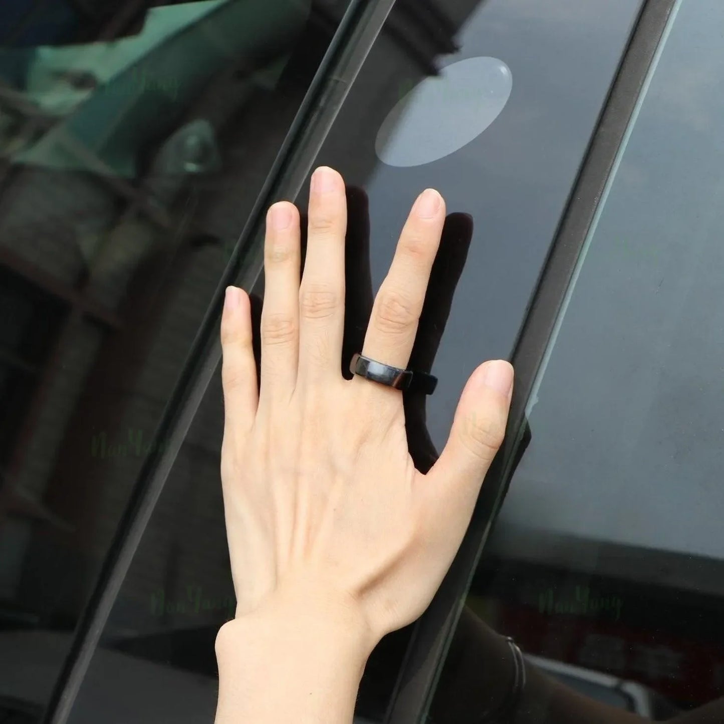 NFC Smart Key Ring for Tesla Model 3/Y – Waterproof & Customizable | Taggytech