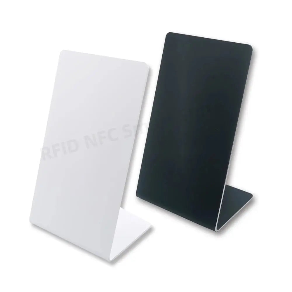 Tischdisplay-NFC-Stand für einfache Kundeninteraktion und Informationsweitergabe.