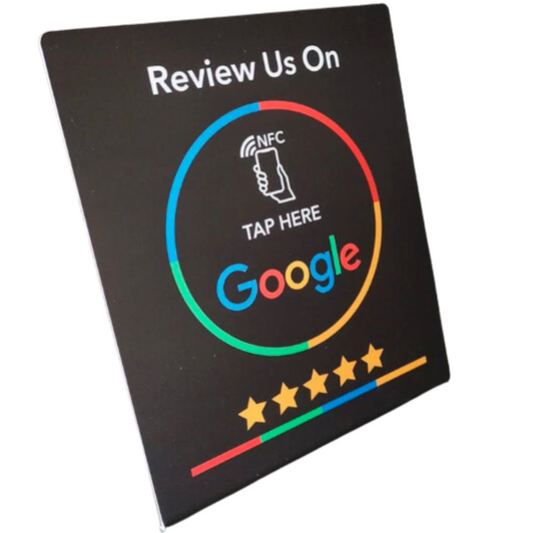 Touchless Google-Bewertungs-NFC-Tischständer für schnelle und einfache Kundenfeedbacks.


