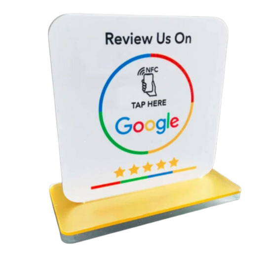 Google-Bewertungsschild mit NFC-Technologie für einfache Kundenfeedback-Erfassung.