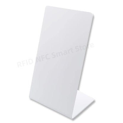 Steigern Sie Ihre Kundeninteraktionen mit einem praktischen Tischdisplay-NFC-Stand.

