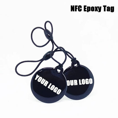 Kundenspezifisch bedruckter NFC-Schlüsselanhänger