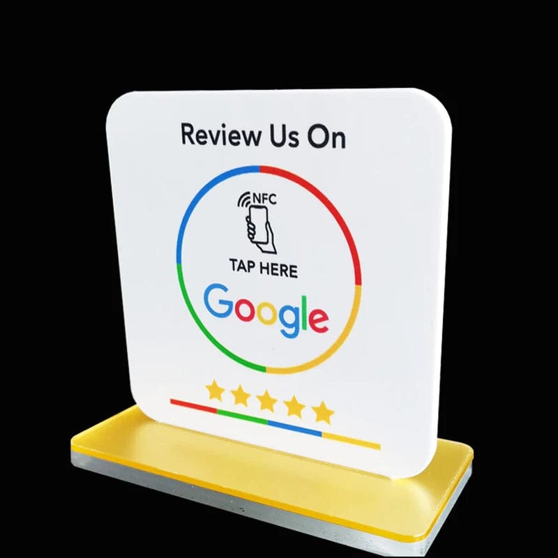 Google-Bewertungsschild mit NFC für schnelle und einfache Sammlung von Kundenmeinungen.