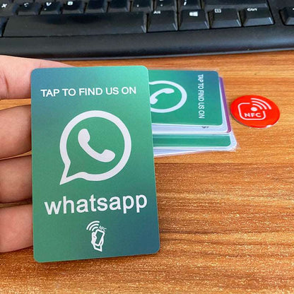 Verbinden Sie sich direkt auf WhatsApp und erhalten Sie schnell Kontakte mit NFC-Karten.

