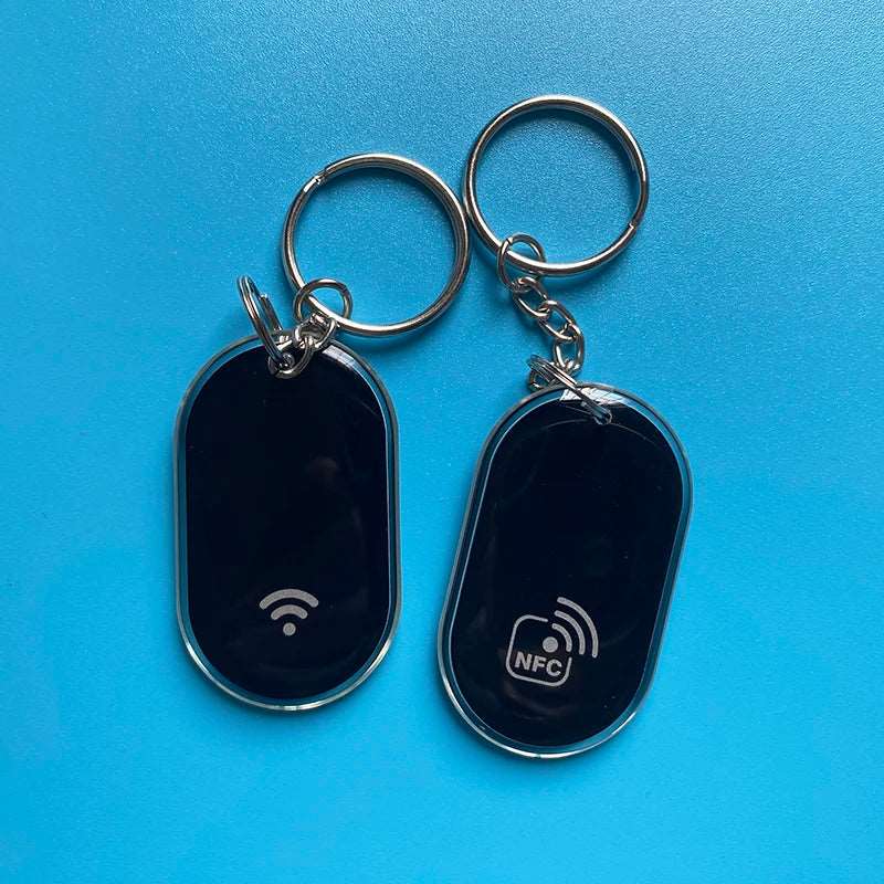 LinkedIn-Kontakt mit NFC-Schlüsselanhänger teilen
