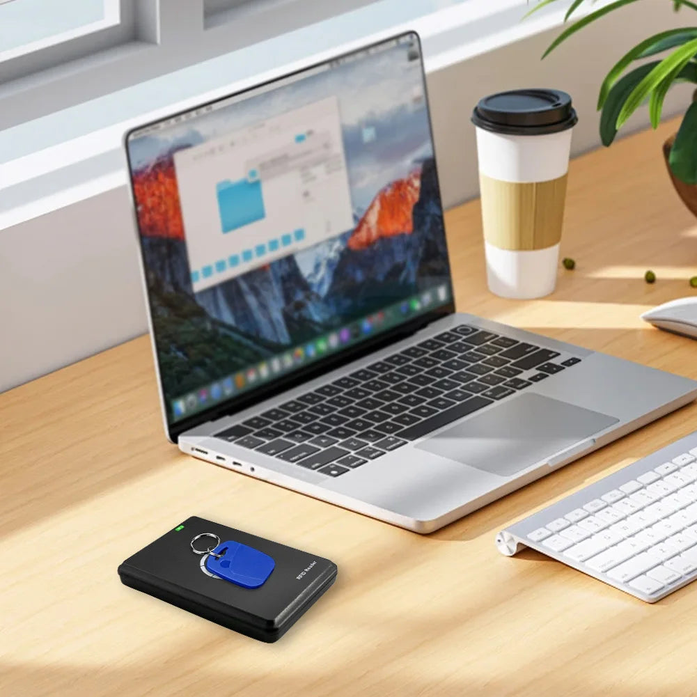 RFID & NFC Kartenleser/Kopierer – 125kHz & 13,56MHz – USB Decoder & Replikator mit Software | Taggytech