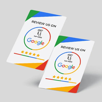 Zwei NFC Google Bewertungskarten nebeneinander mit farbigem Design