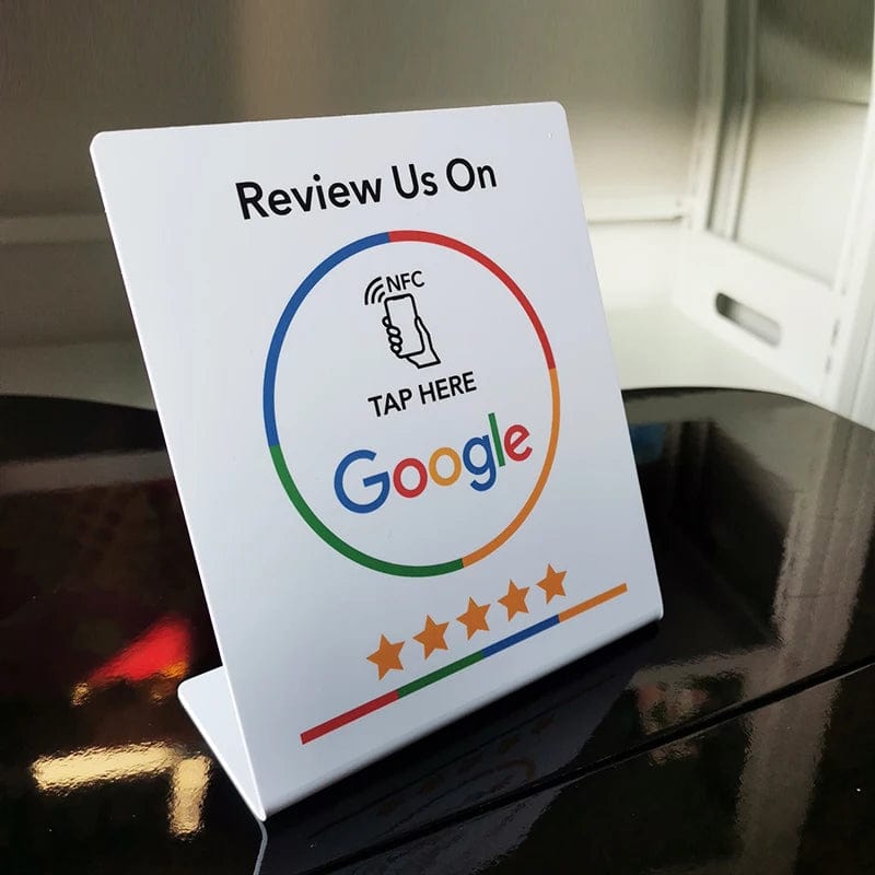 Steigern Sie Ihre Online-Reputation mit dem Touchless Google-Bewertungs-NFC-Tischständer.

