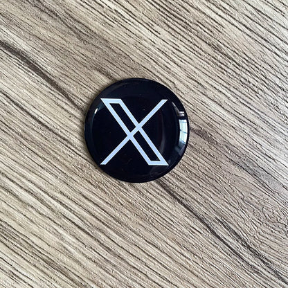 Anti-Metall NFC Sticker NTAG213 – 30 mm, Epoxid, Social-Media-Ready