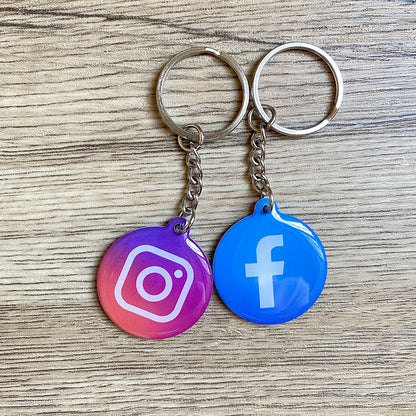Social Media NFC Tag – Epoxy Keychain with Link Sharing | 13.56 MHz NFC213 | For more followers &amp; reviews