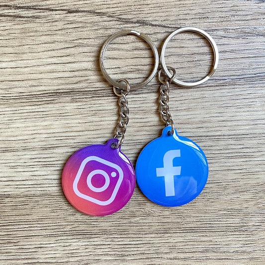 Social Media NFC Tag – Epoxy Keychain with Link Sharing | 13.56 MHz NFC213 | For more followers &amp; reviews