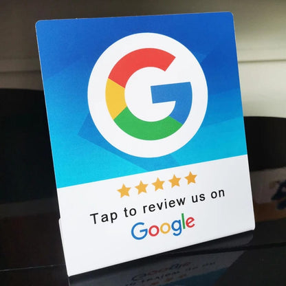 Großer NFC-Tischständer zur Google-Bewertung auf dem Kassenbereich