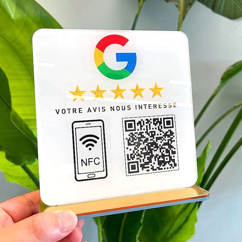 Bewertungsschild mit NFC & QR-Code zur Steigerung von Google-Bewertungen und Kundenfeedback.