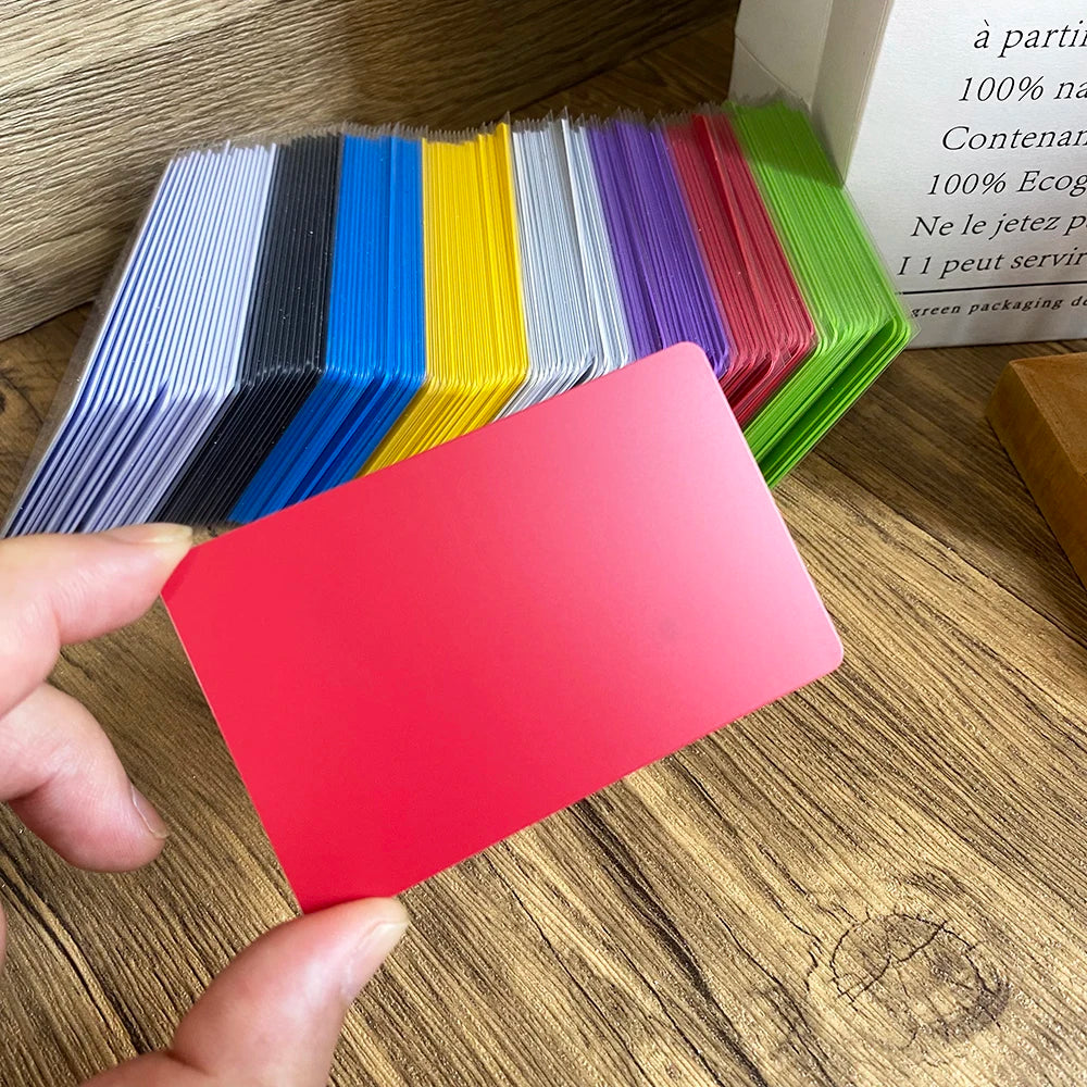 NFC Digital Business Card – Wallet-sized, instant contact &amp; social media | Taggytech