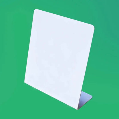NFC Stand auf dem Tisch zur schnellen Informationsübertragung per Scan

